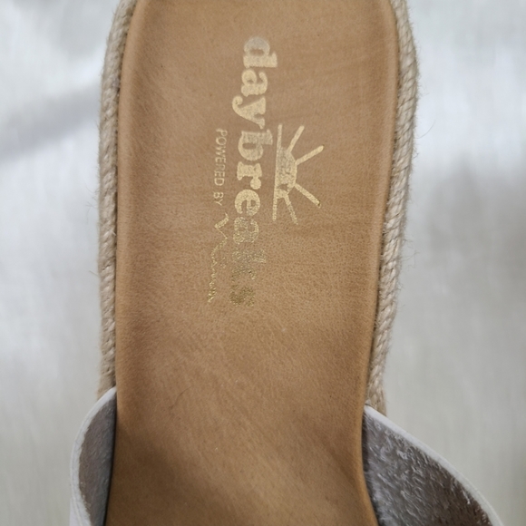 Daybreaks white wedge sandals - Picture 4 of 16